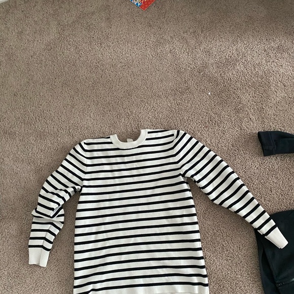 Hoodies - Picture 6 of 6